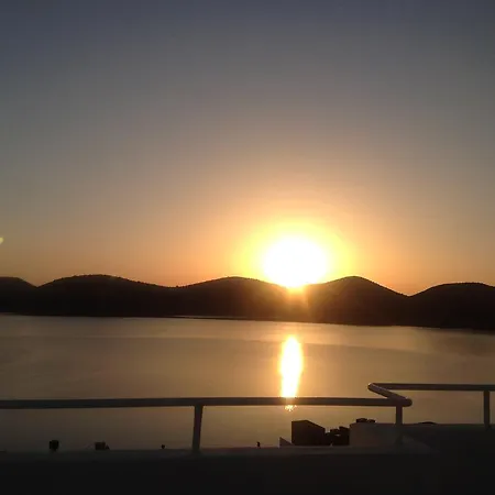 Relax Apartment Elounda (Crete)